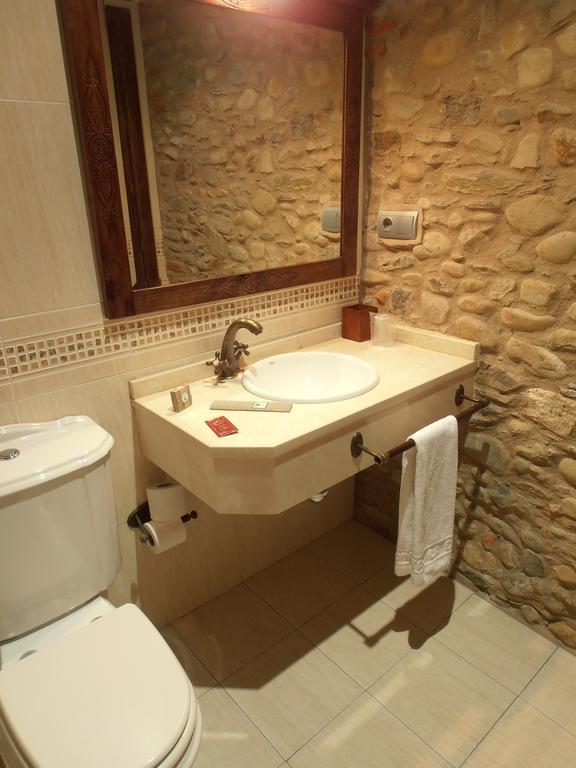 Hostal Virgen De La Encina ポンフェラダ 部屋 写真